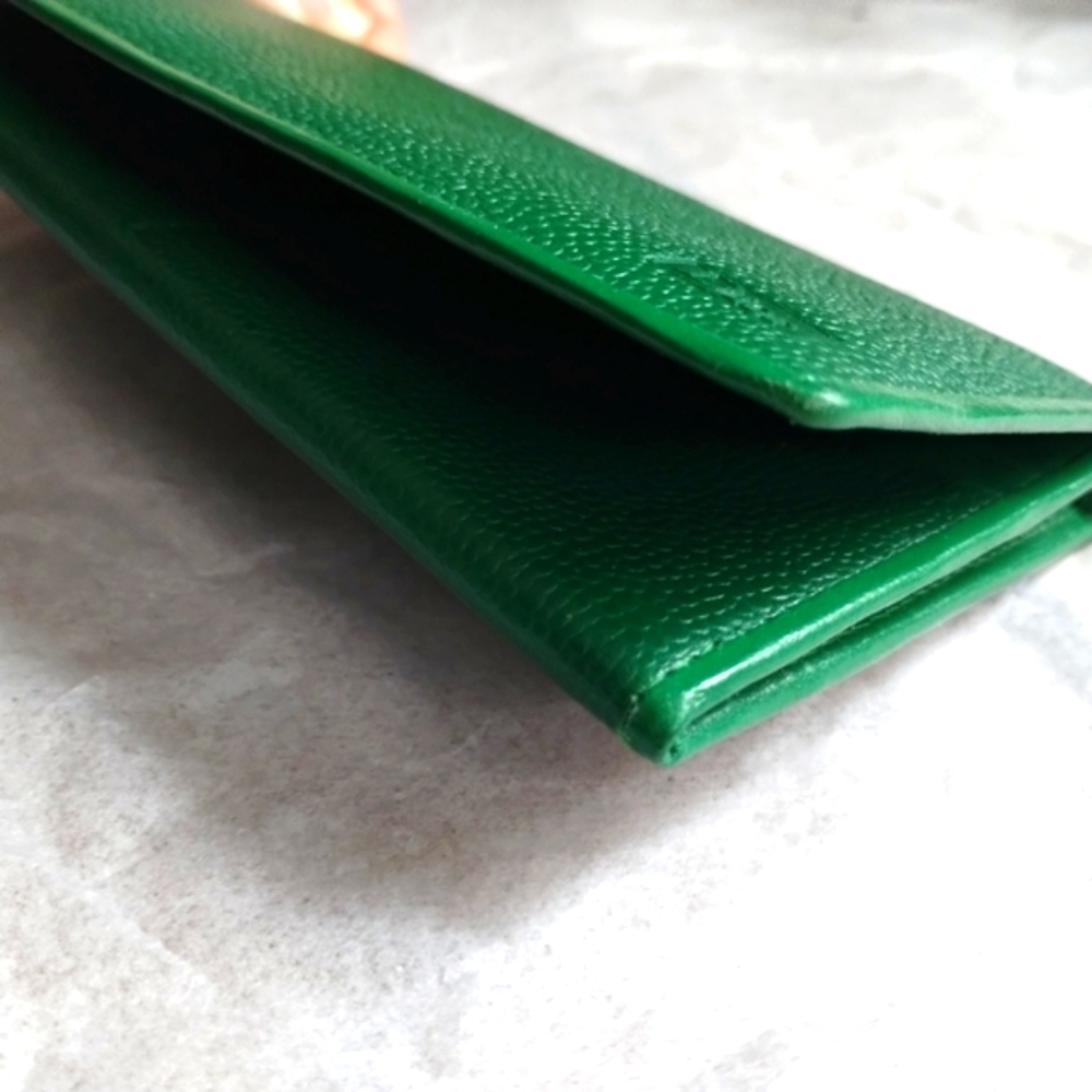 New DIOR Green Wallet Cardholder NWOT - Picture 13 of 15